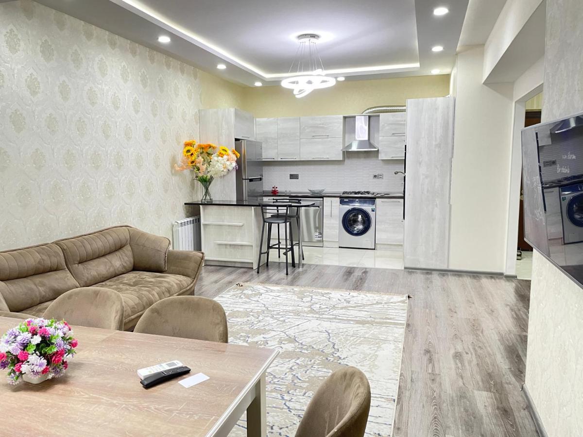 Park Azure Apartment *